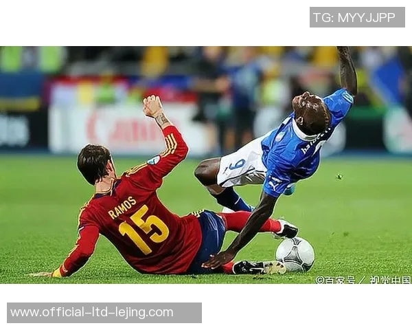 回顾12年欧洲杯决赛精彩瞬间与历史意义的深度分析